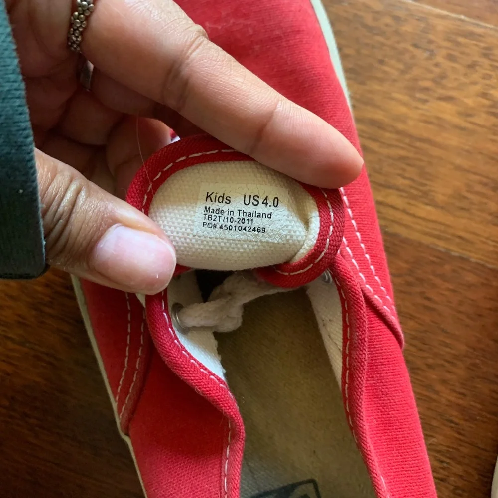 red vans - Picture 2 of 2
